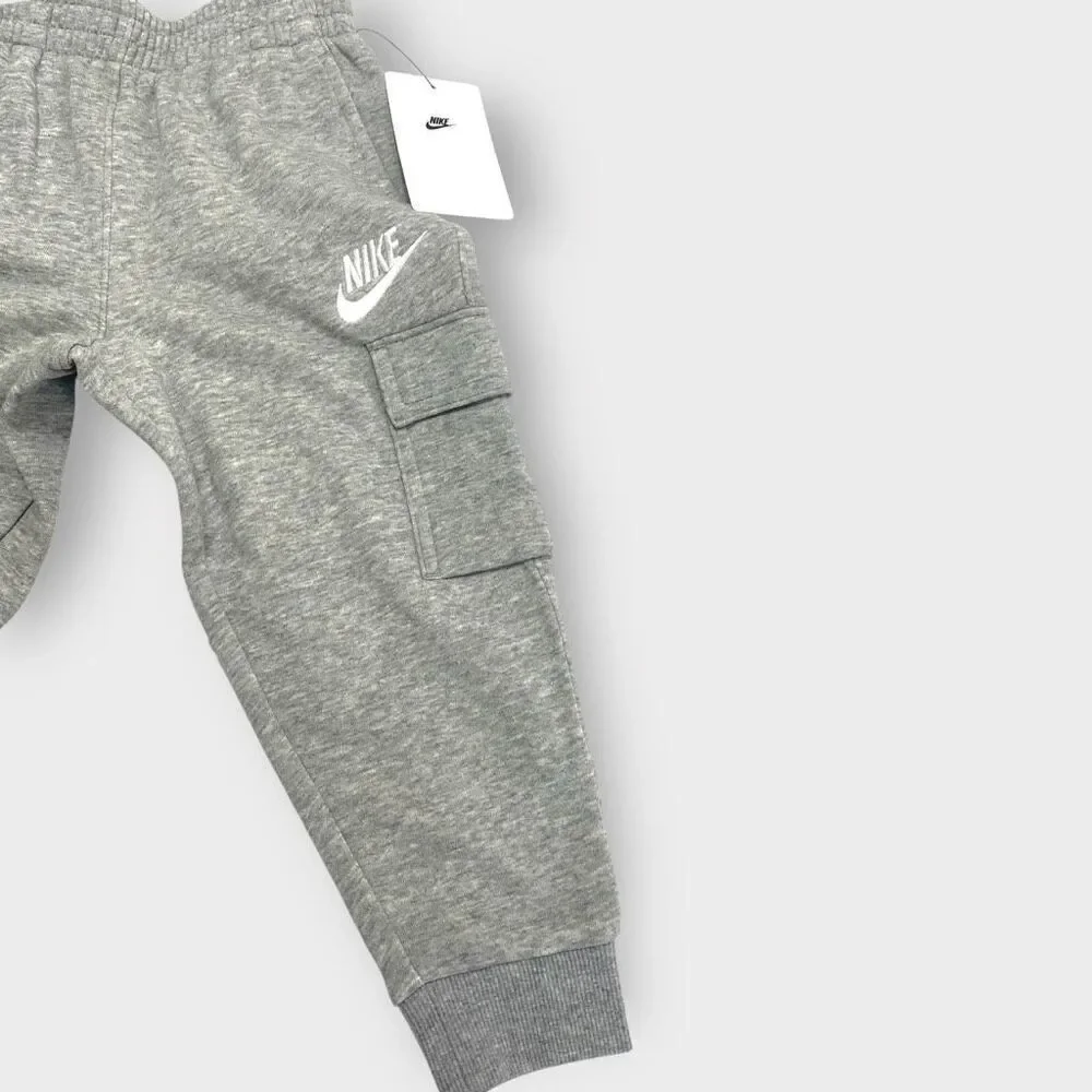 Nike Sportswear Club Fleece Cargo Pants Gray Heather Big Kids size 3-4 XS New